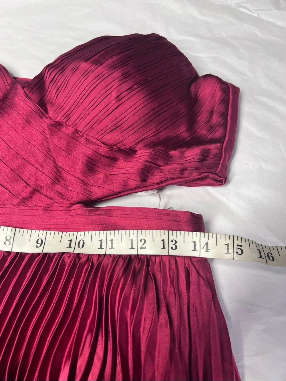 Lulus Got the Glam Plum Purple Burgundy Pleated Cutout Maxi Dress Size M NWT